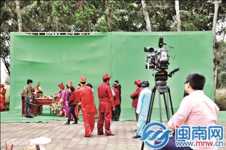 僵尸再翻生 产品图片