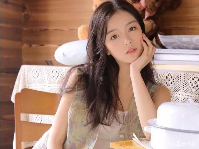 图兰朵：魔咒缘起 相关产品