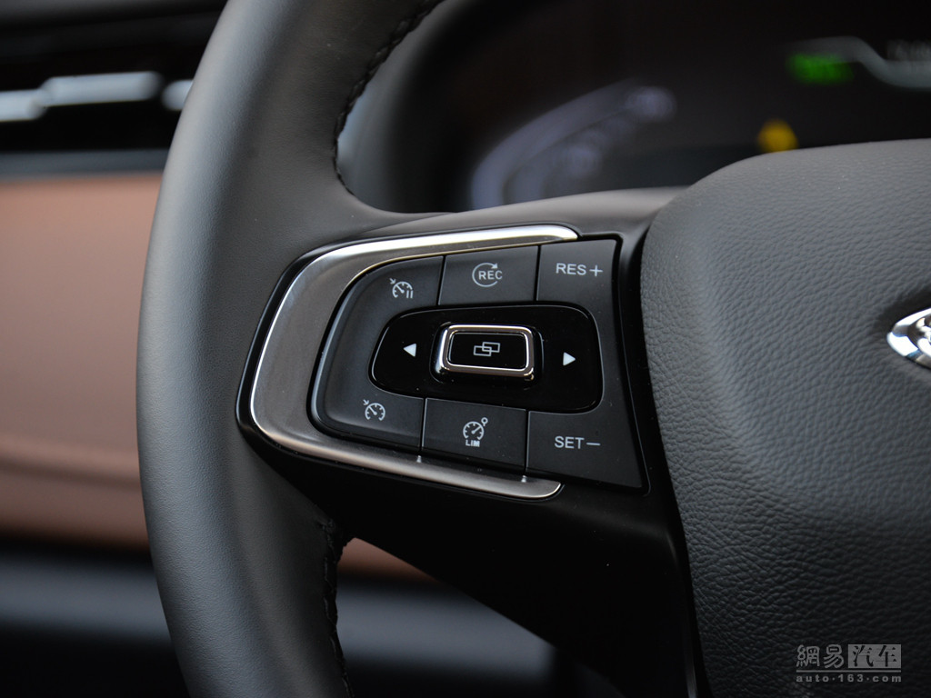 出招吧！看不剑！ 相关产品