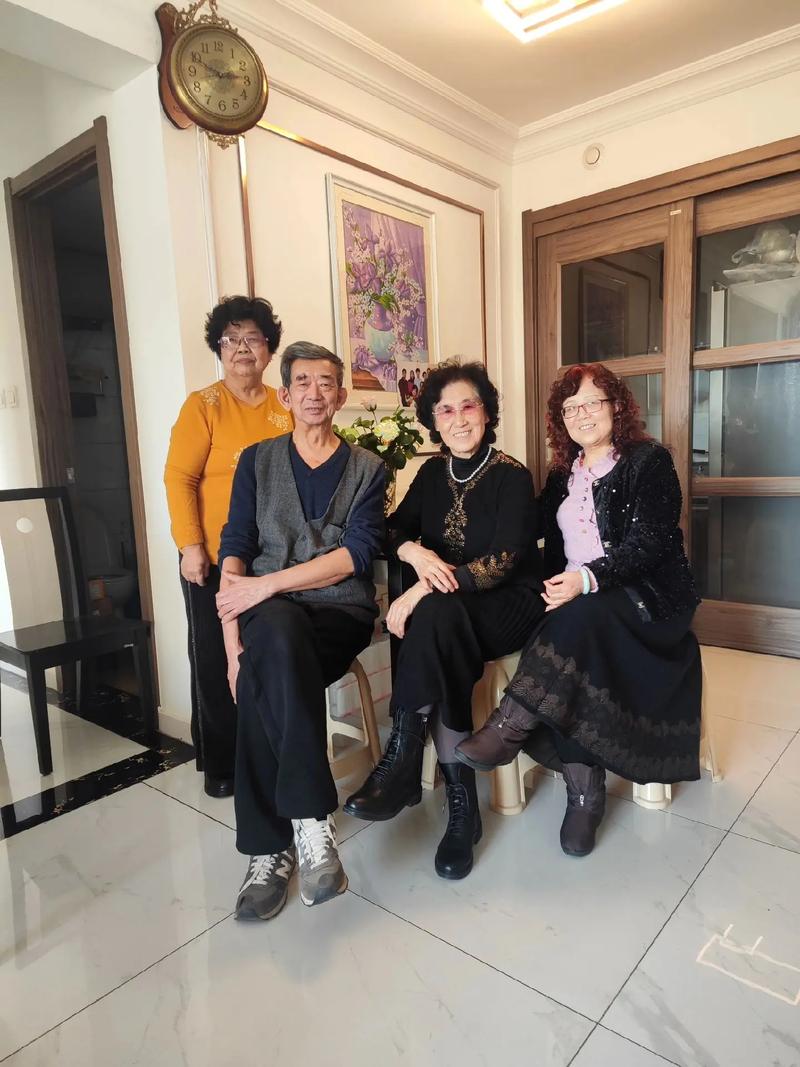 以爱之名 相关产品