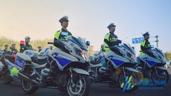 凤舞红尘 相关产品