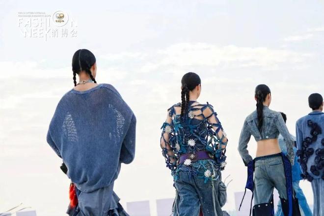 另一个女人2009 相关产品