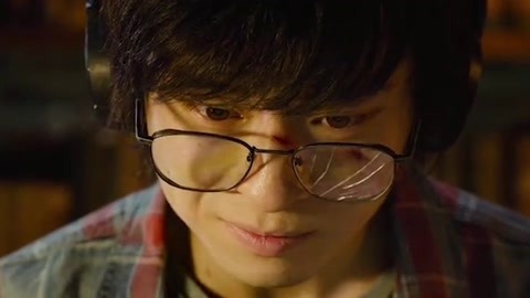 主播谜情 产品主图