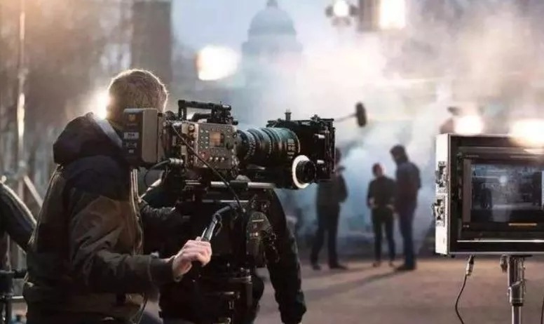 墓中无人 相关产品