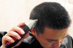 圣罗兰传 相关产品