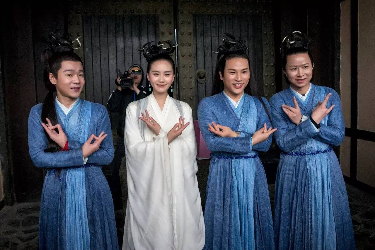 再见，男孩 相关产品