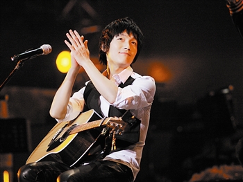 僧侣和枪 产品主图