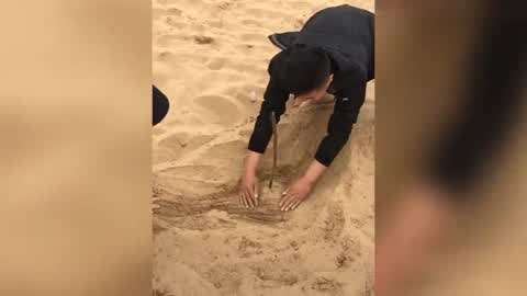 古墓丽影2 相关产品