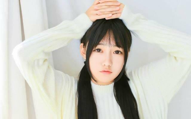 四个月亮 相关产品