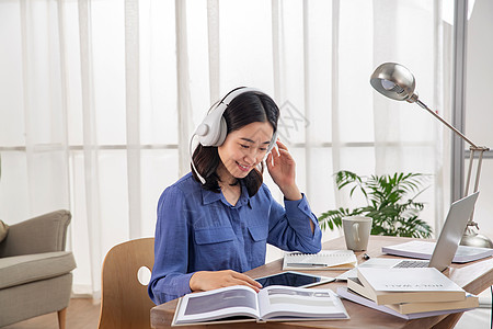 凤凰城等着你 相关产品