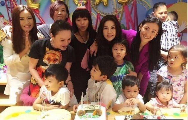 五个吓鬼的少年 产品主图