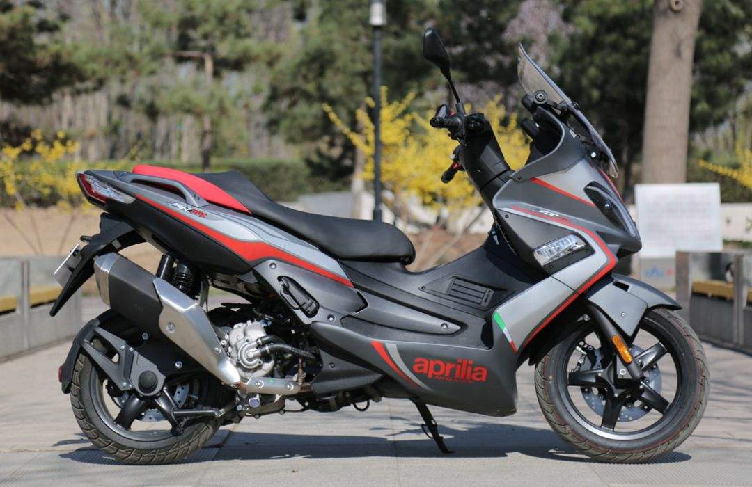 嗜血之爱 相关产品